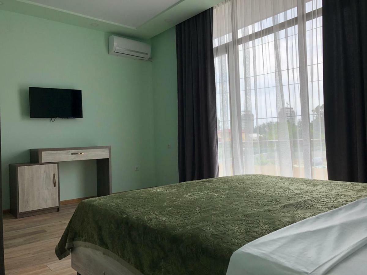 Hotel Royal Georgia Batumi Ngoại thất bức ảnh