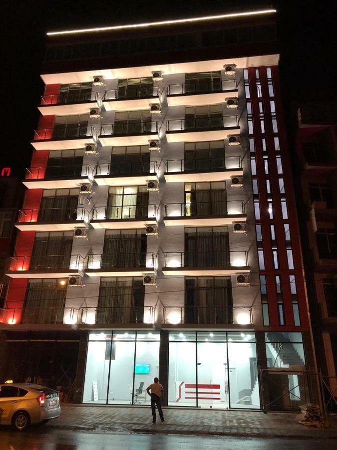 Hotel Royal Georgia Batumi Ngoại thất bức ảnh