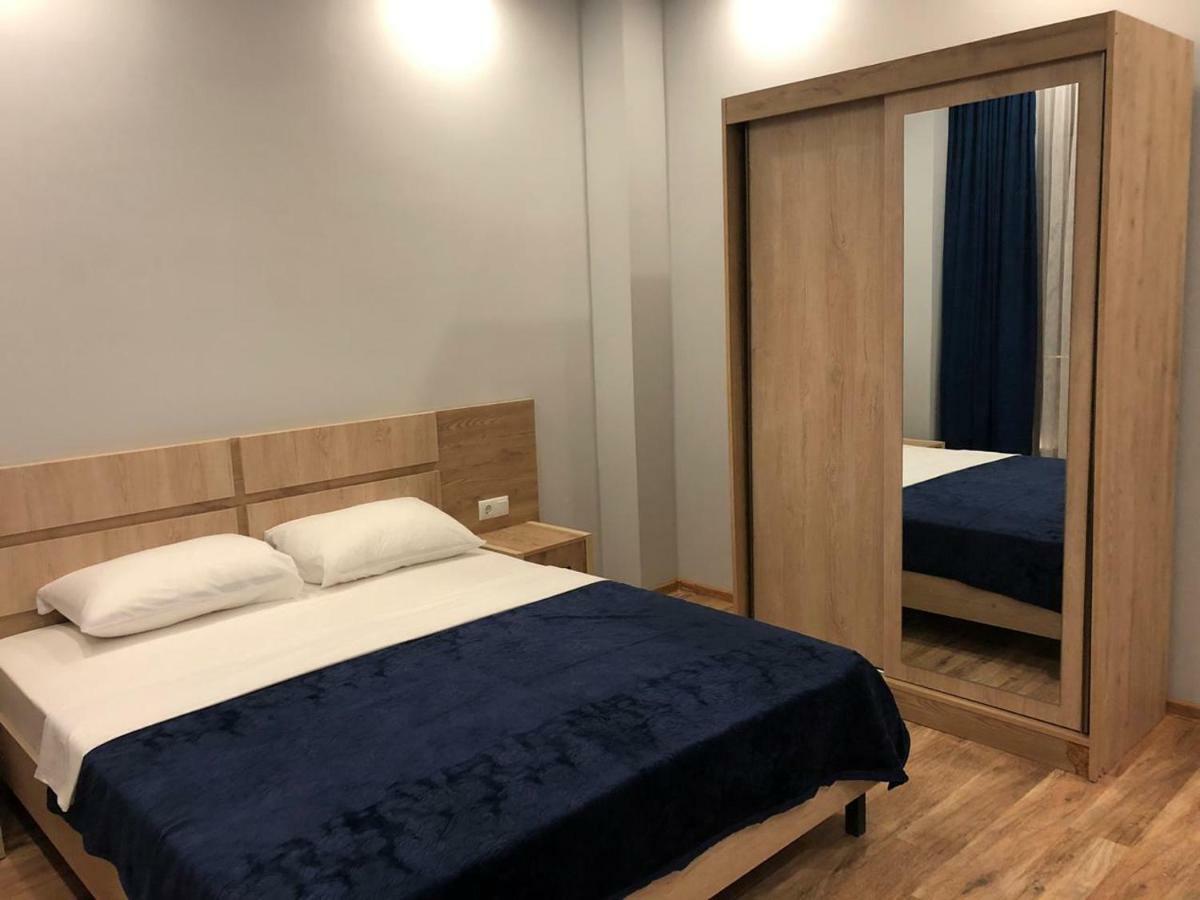 Hotel Royal Georgia Batumi Ngoại thất bức ảnh