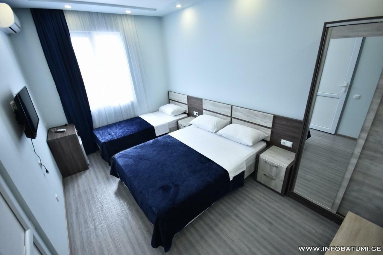 Hotel Royal Georgia Batumi Ngoại thất bức ảnh