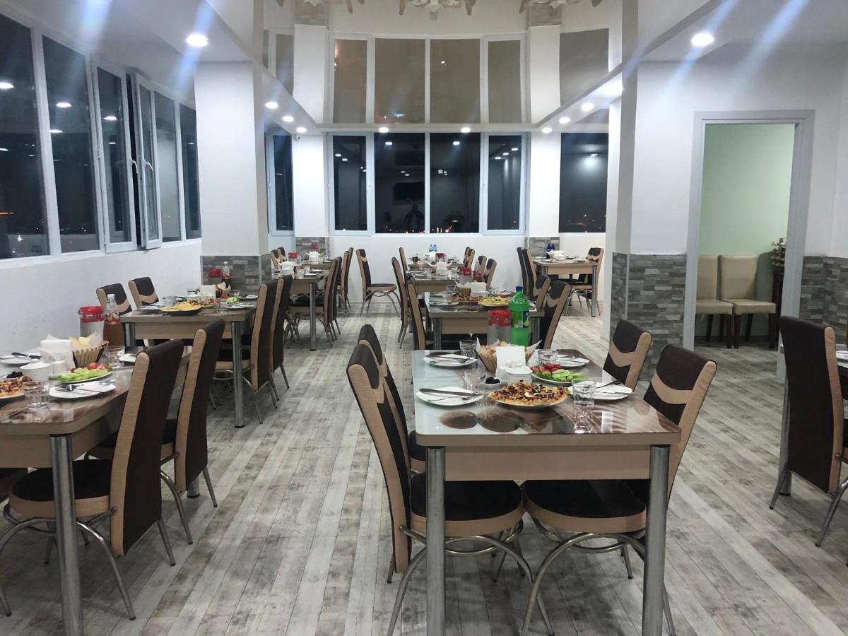 Hotel Royal Georgia Batumi Ngoại thất bức ảnh
