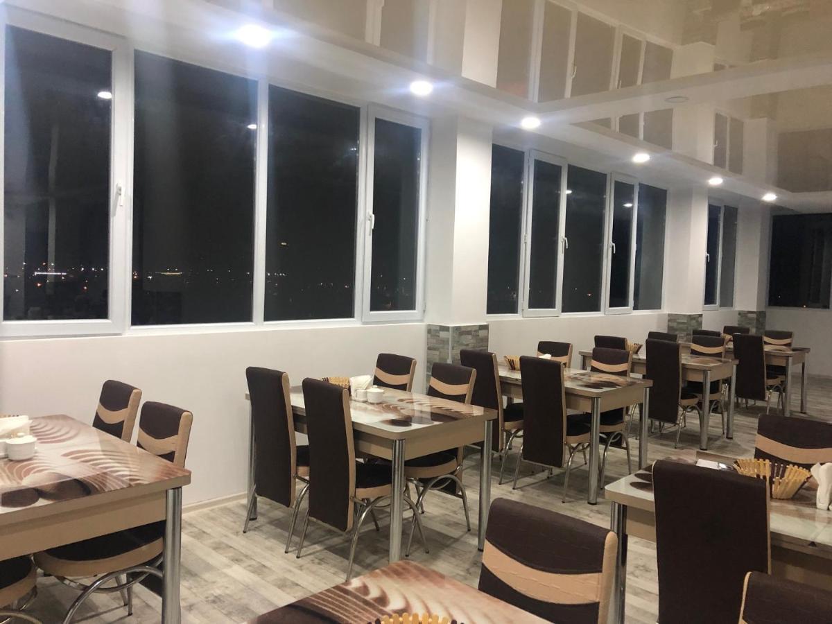 Hotel Royal Georgia Batumi Ngoại thất bức ảnh